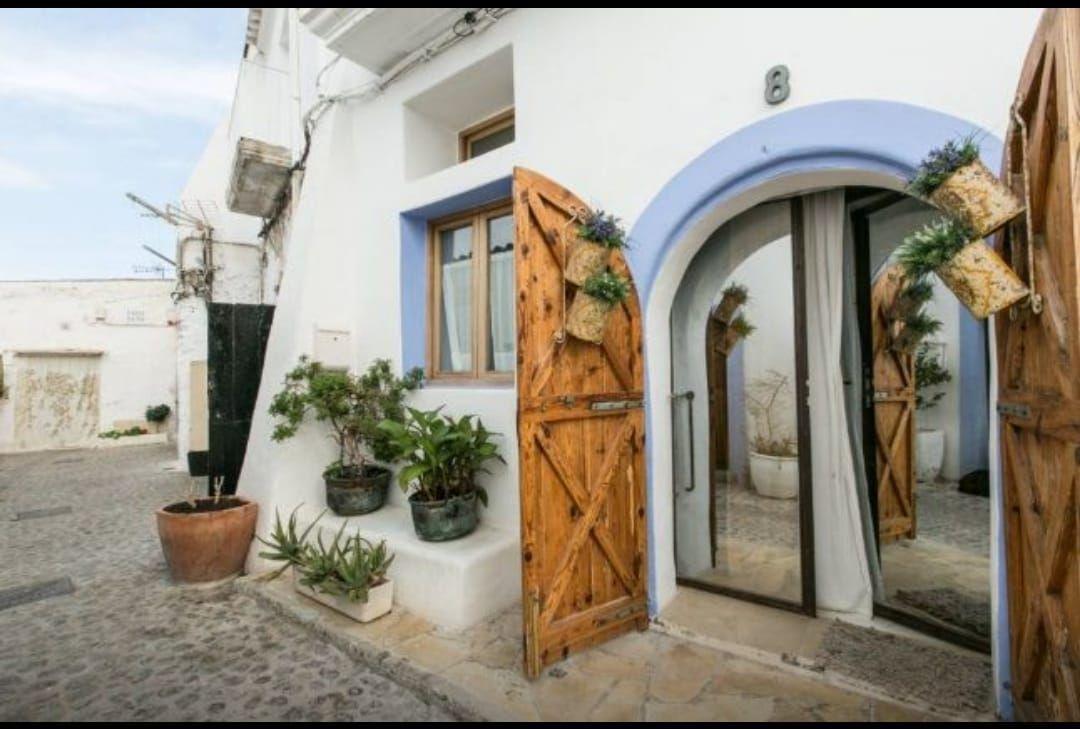 Dalt Vila, Eivissa