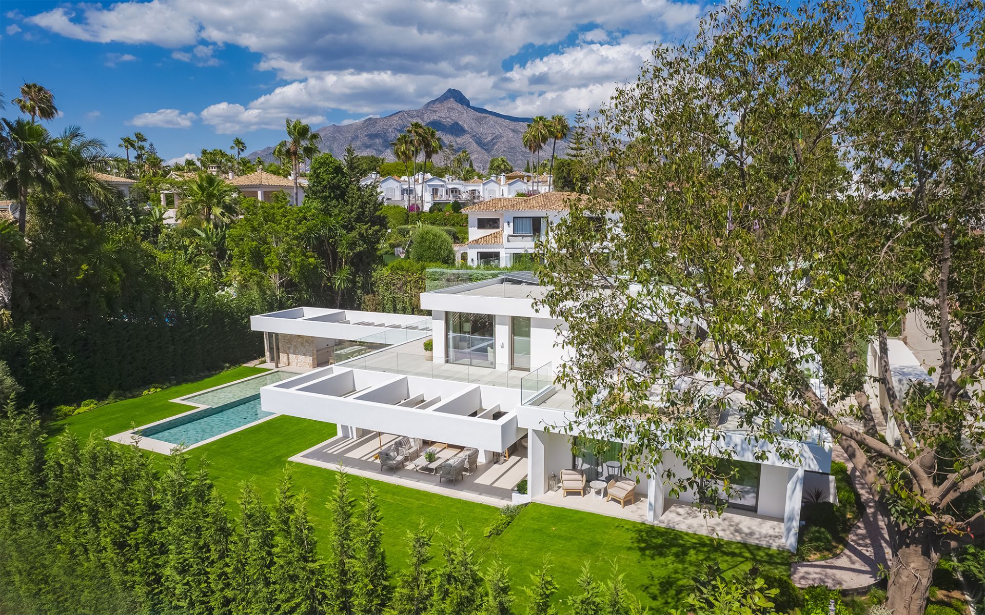 Nueva Andalucía, Marbella