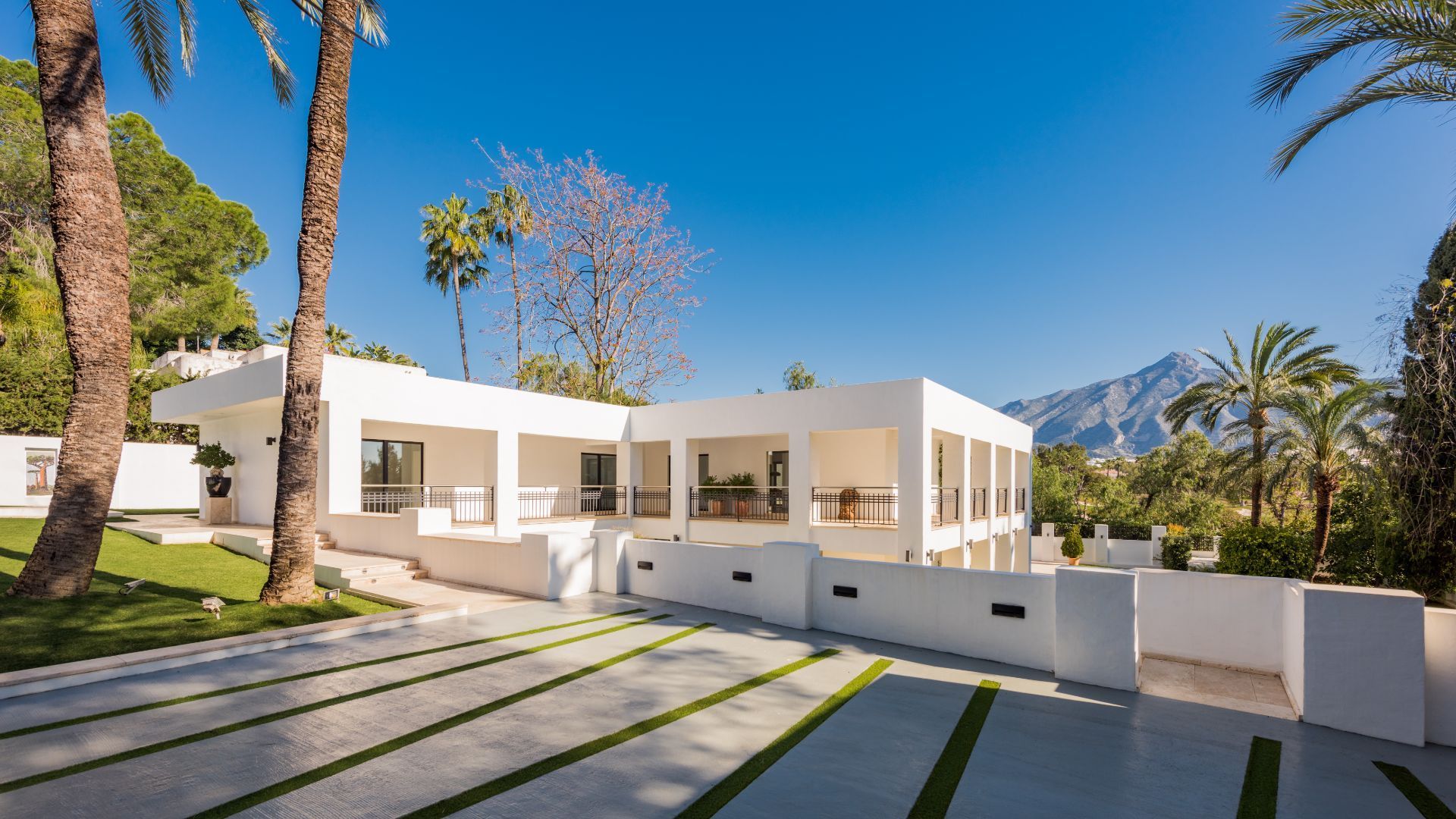 Nueva Andalucía, Marbella